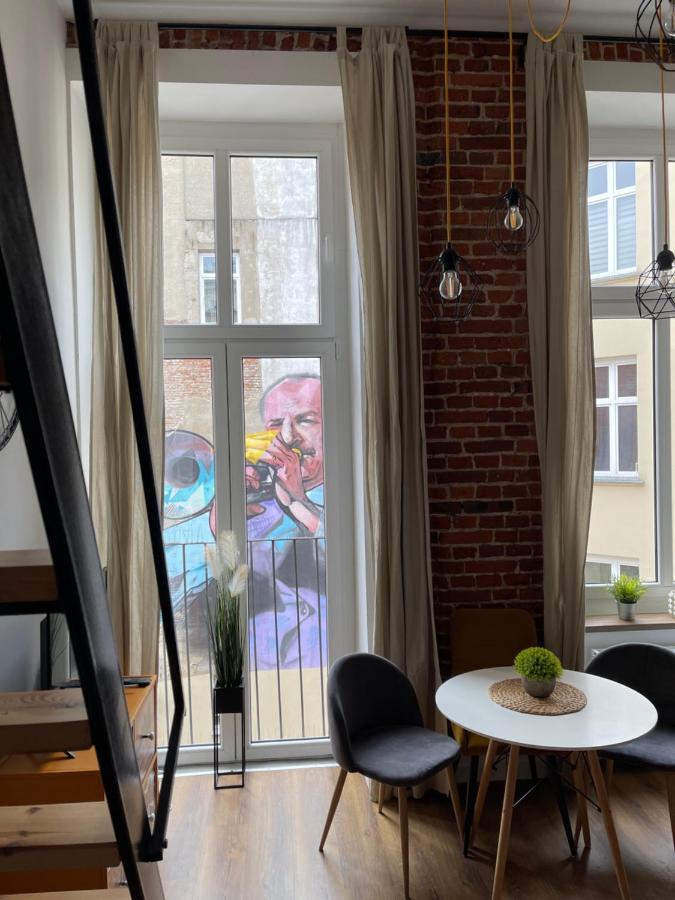 Urokliwy Loft W Ncl Kamienica Vabank 34 Appartement Łódź Buitenkant foto